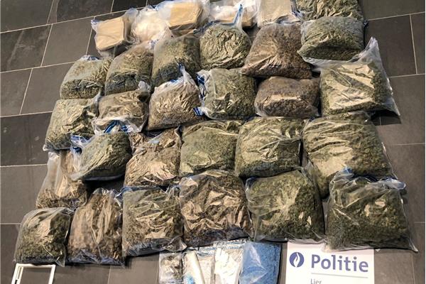 Antwerpen - Onderzoek naar groot drugsnetwerk